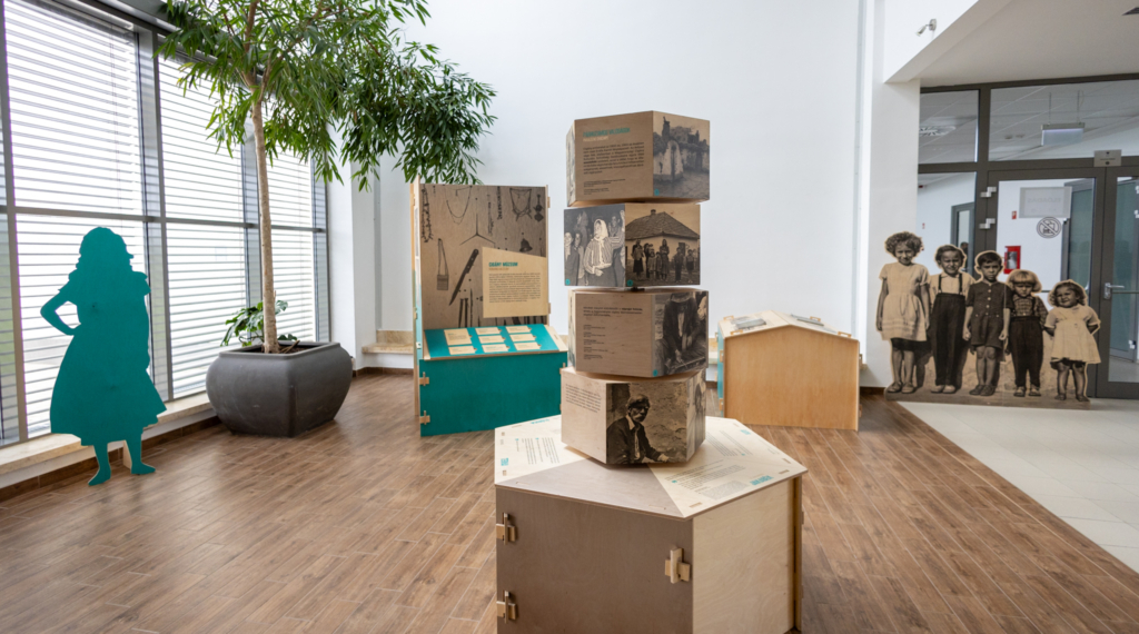 Kápolnásnyék_néprajzi_istennel3 Kápolnásnyék_néprajzi_istennel3